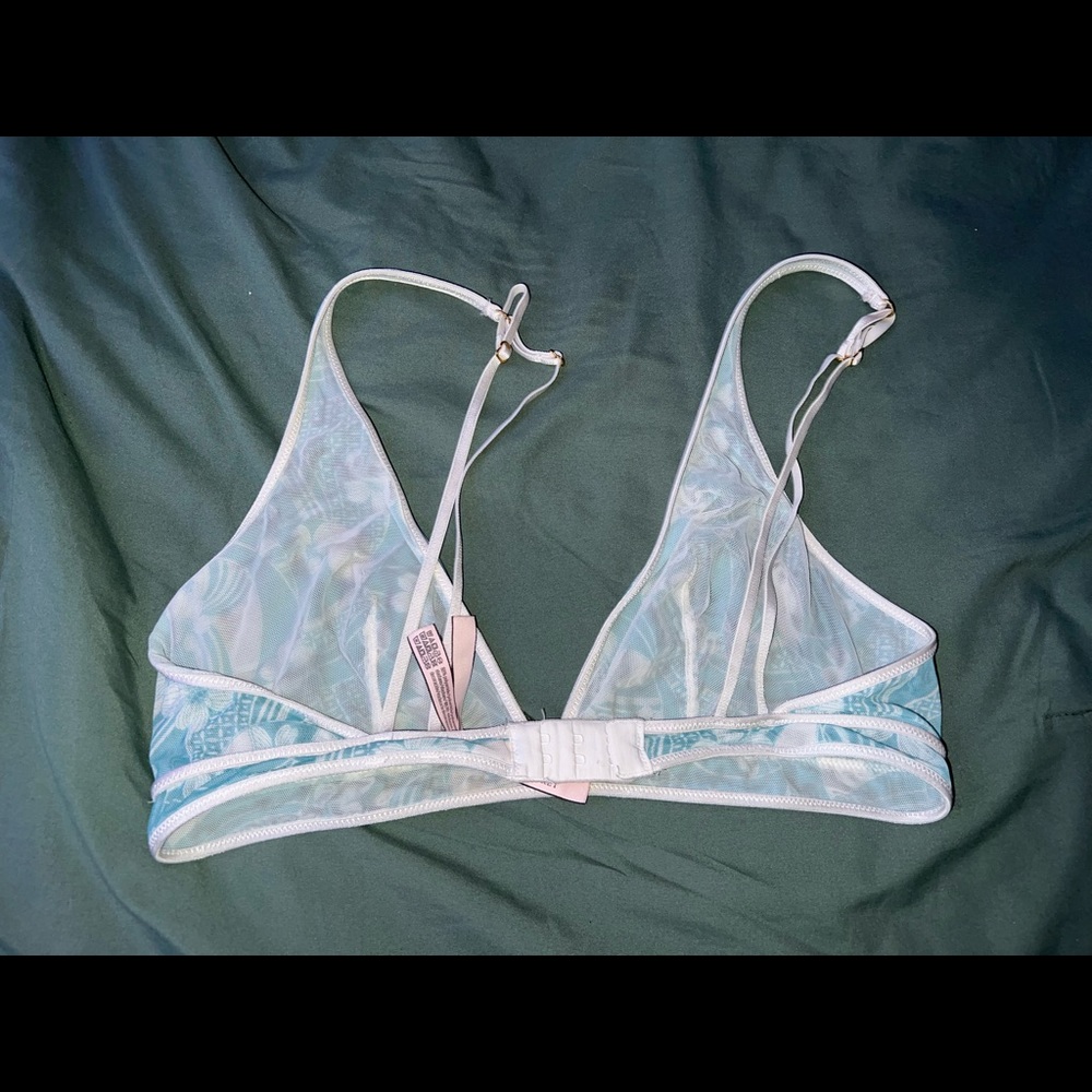 Victoria secret new bralette - Picture 2 of 3